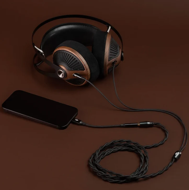Meze Audio 105 SILVA (A-Stock DEMO / 24 mesiacov záruka)