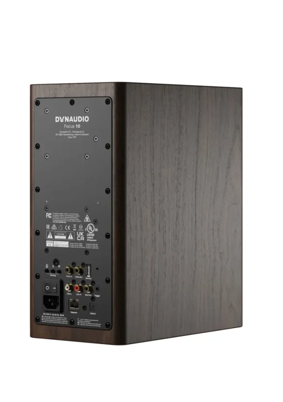Dynaudio Focus 10  Walnut Wood