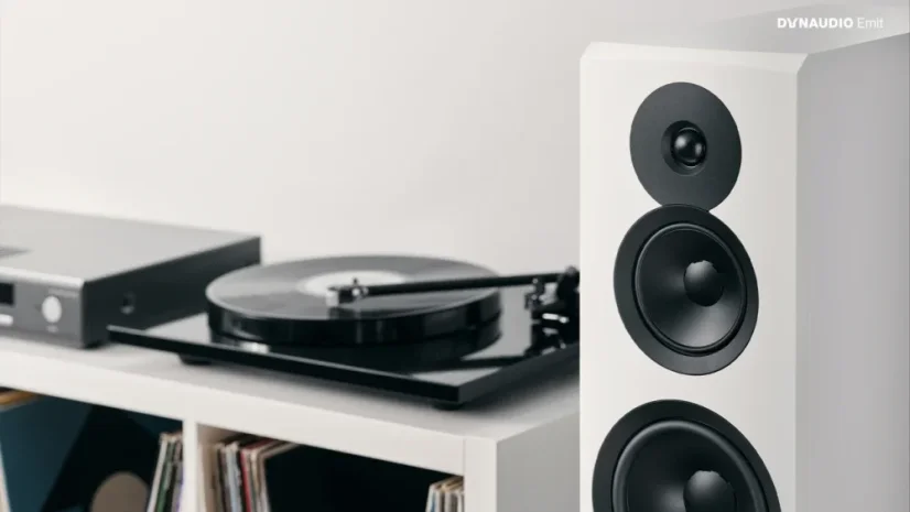 Dynaudio Emit 50 Čierny saténový lak