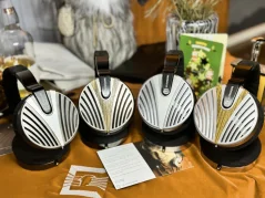 Ultrasone Founders Series Open