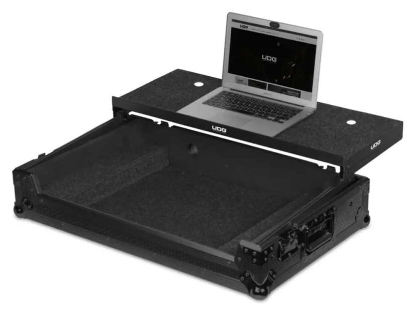 UDG Ultimate Flight Case Pioneer DDJ-1000 Black Plus (Laptop shelf + Wheels)