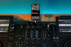 AlphaTheta DJM-V5