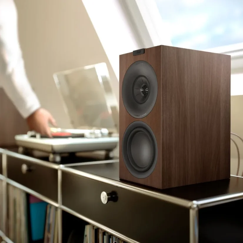 KEF Q Concerto Meta Orech