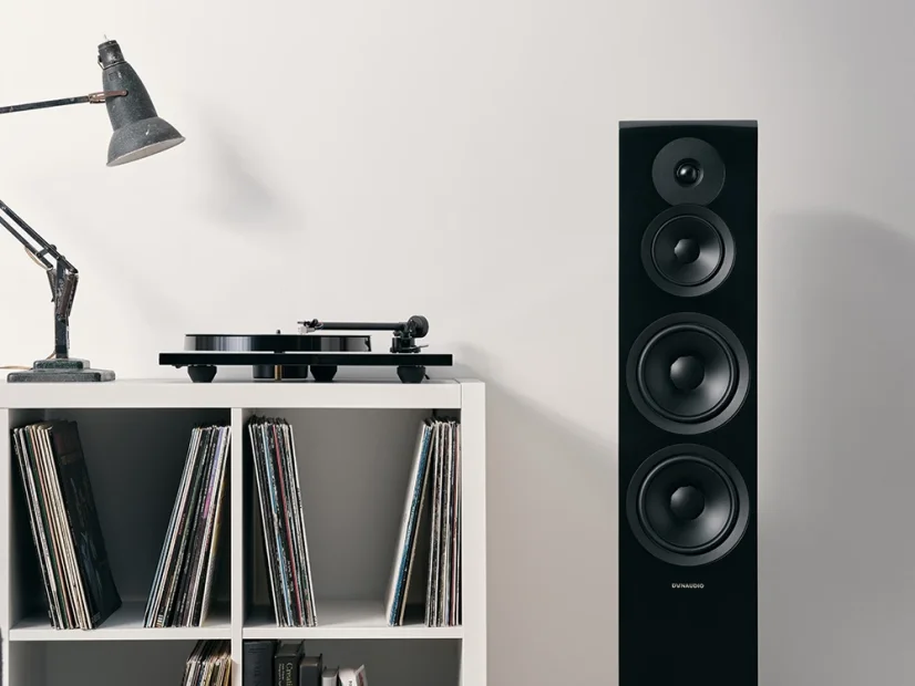 Dynaudio Emit 50 (Rozbalené / 100% stav, / 2 roky záruka) ORECH