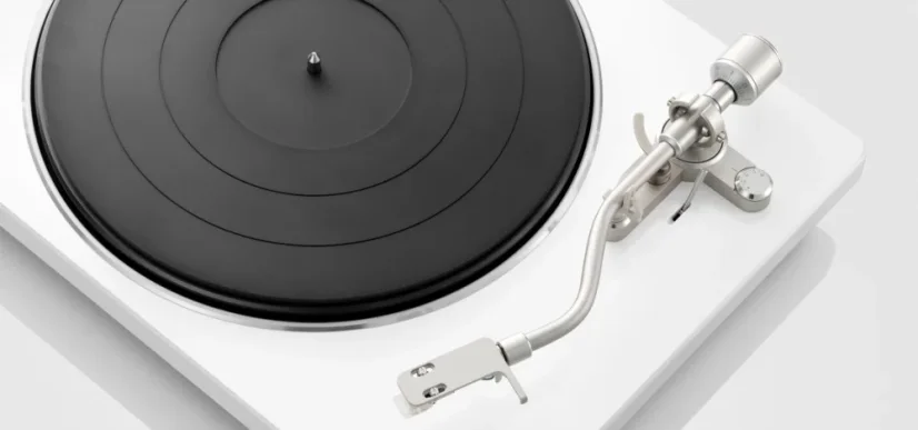 Denon DP-400 White
