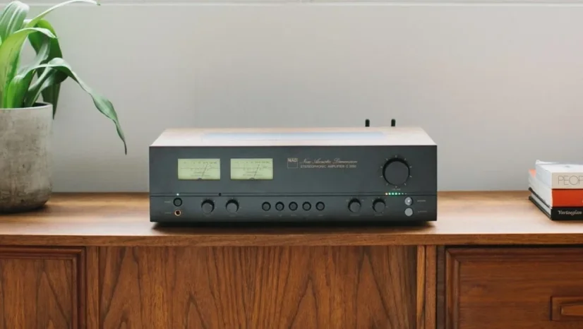 NAD C 3050 + BluOS streamer  NAD MDC2 BluOS D