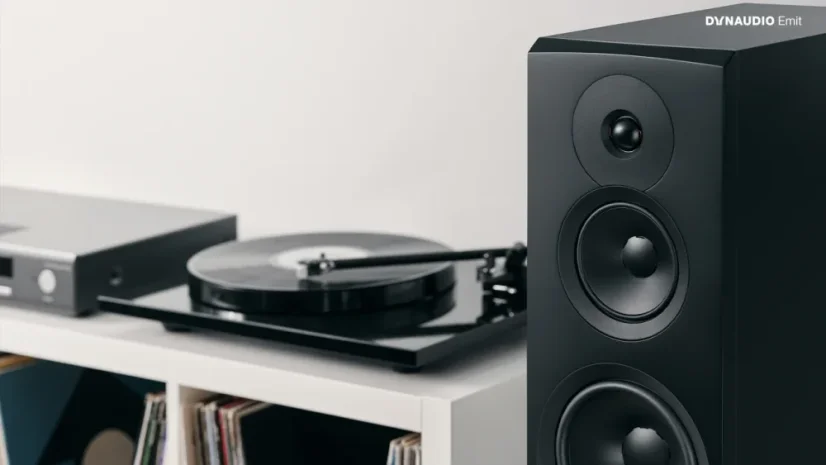 Dynaudio Emit 50 Čierny saténový lak