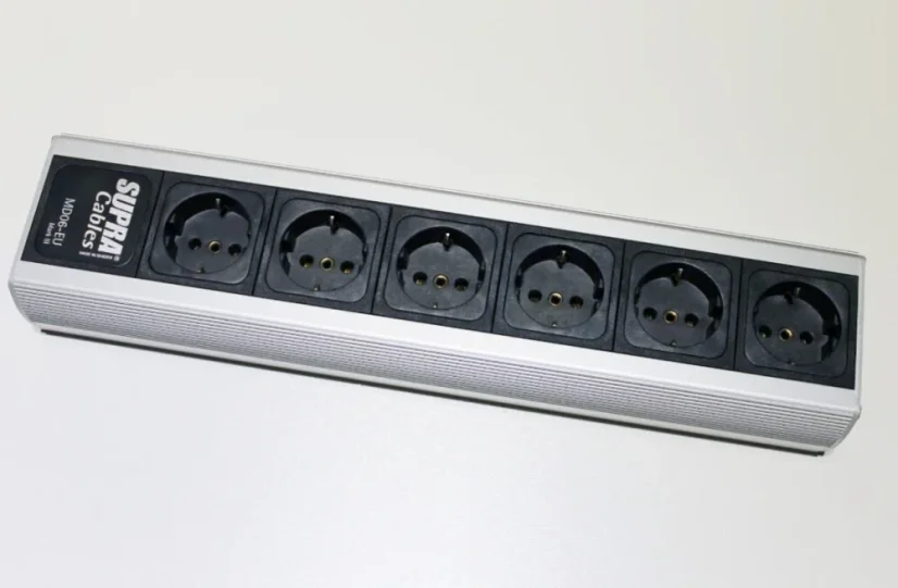 SUPRA  Mains Block MD06-EU Mk3.1 SWITCH