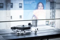 Vinyl je späť. A my sme pri tom.