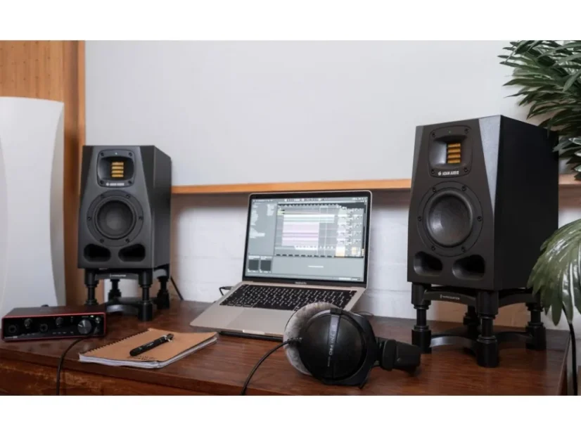 ADAM Audio A4V
