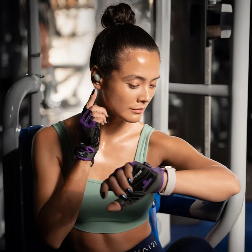 Sennheiser MOMENTUM Sport Polar Black