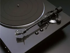 Denon DP-300F Premium Silver