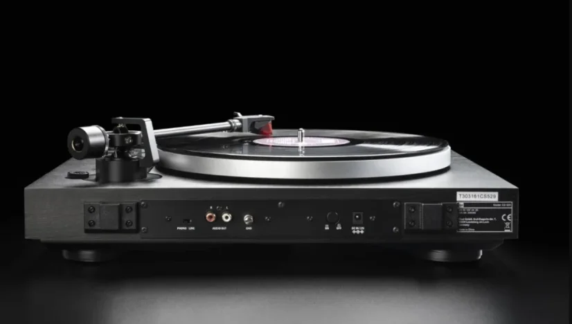 Dual CS 529 Walnut + Ortofon 2M BLUE