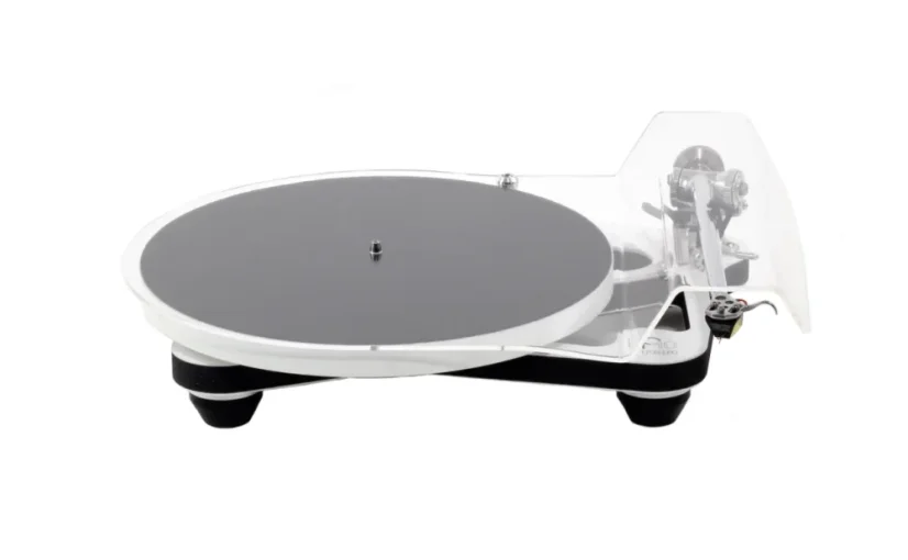 Rega Planar 10  biela matná + Apheta 3 MC