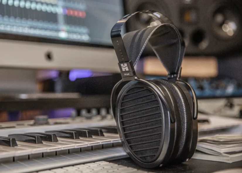 HiFiMAN Arya  (stealth)
