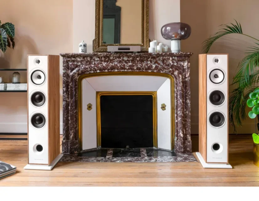 Triangle BOREA BR08 svetlý dub