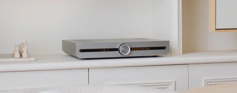 Roksan Attessa streamovací zosilňovač Čierny