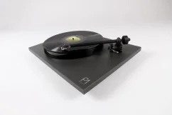 Rega Planar 1 Plus čierna matná