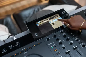AlphaTheta XDJ-AN: Nový all-in-one DJ systém, ktorý spája streaming, cloud a klubový workflow
