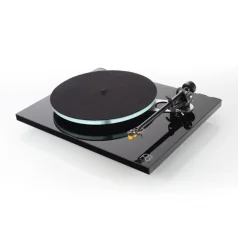 Rega Planar 3  čierny lesklý lak + Exact MM