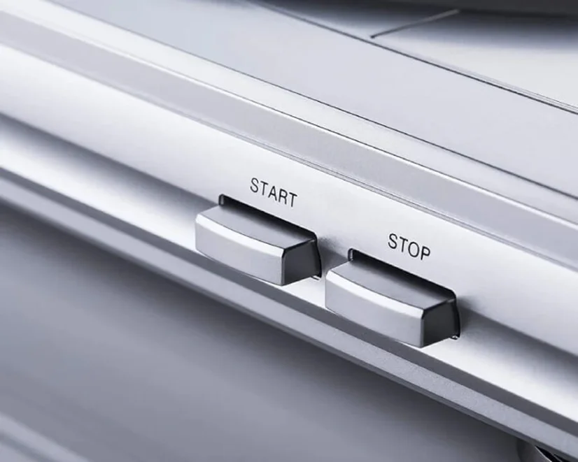 Denon DP-29F Strieborný