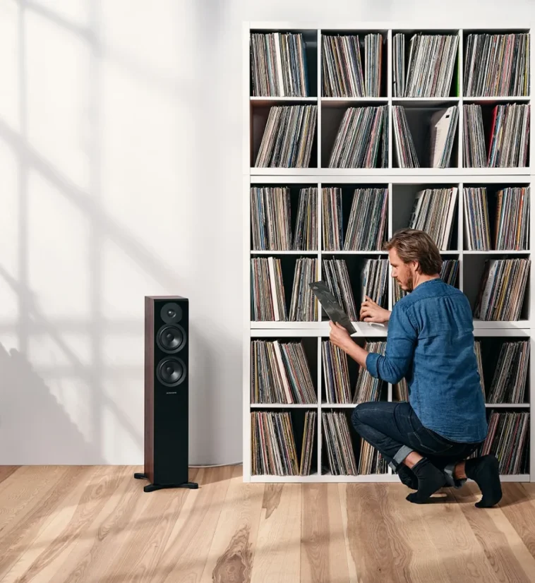 Dynaudio Emit 30 Vlašský Orech