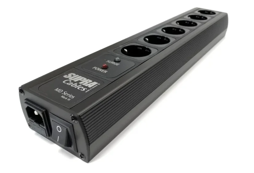 SUPRA  MAINS BLOCK MD06-EU/SP SPC BLACK SWITCH - Silver Edition