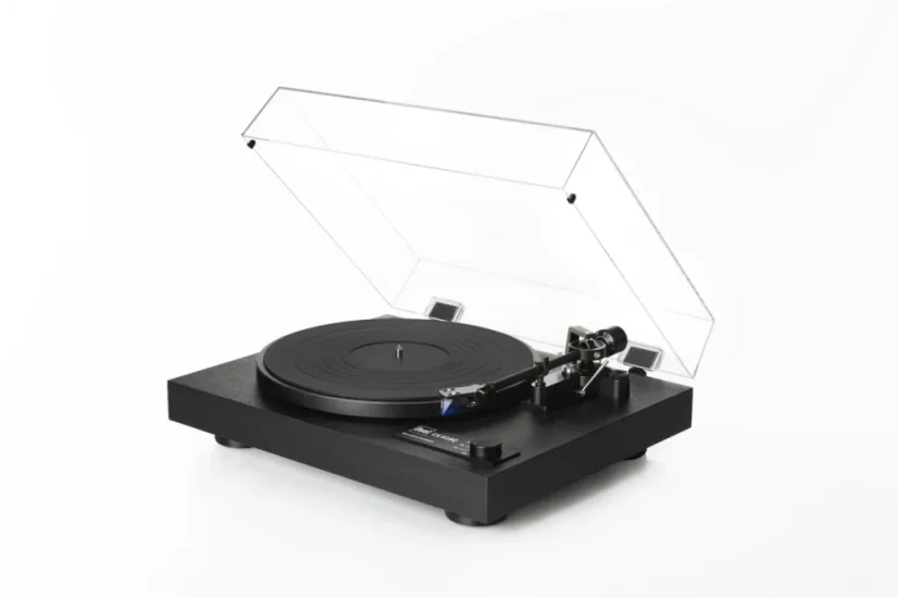 Dual CS 618Q + Ortofon 2M BLUE Structural black