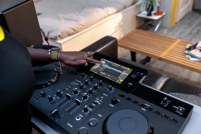 AlphaTheta XDJ-AN