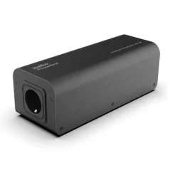 IsoTek V5 - Syncro Uni Blocking Box 10A * C14/C15 Čierna