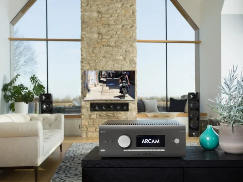 Arcam HDA AVR5 