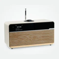 Ruark Audio R2 Mk4 Svetlý krémový lak s jaseňovou mriežkou