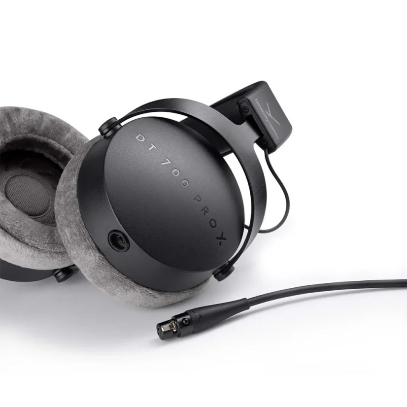 Beyerdynamic DT 700 PRO X