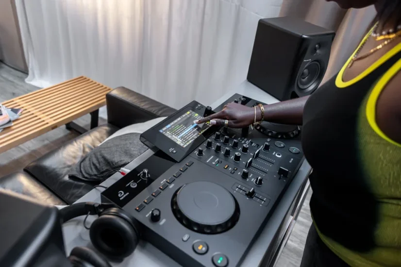 AlphaTheta XDJ-AN