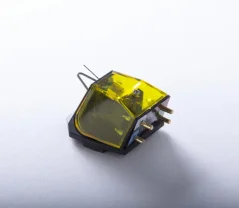 Rega Aphelion 2 MC žltá