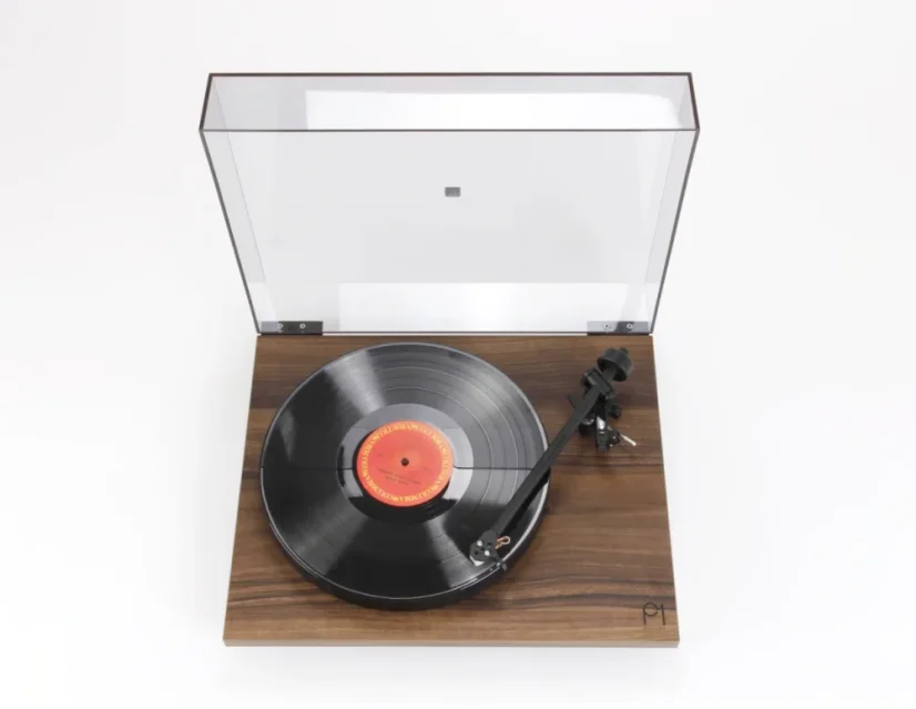 Rega Planar 1  Orech SE