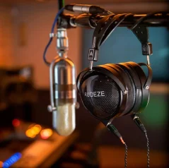 Audeze LCD-XC Carbon, umelá koža