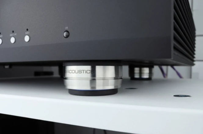 IsoAcoustics OREA  BRONZE