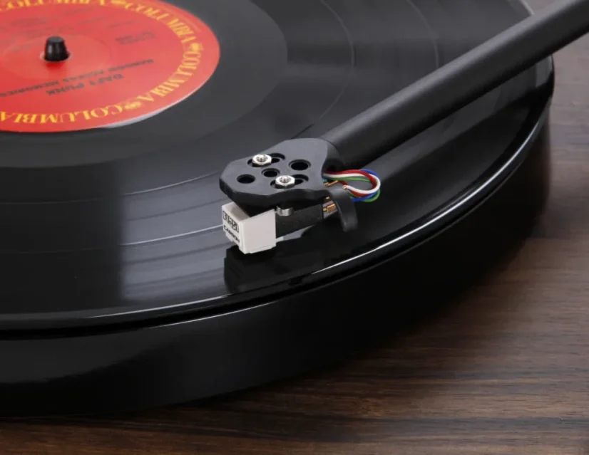 Rega Planar 1  Orech SE