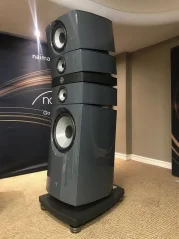 IsoAcoustics GAIA TITAN CRONOS