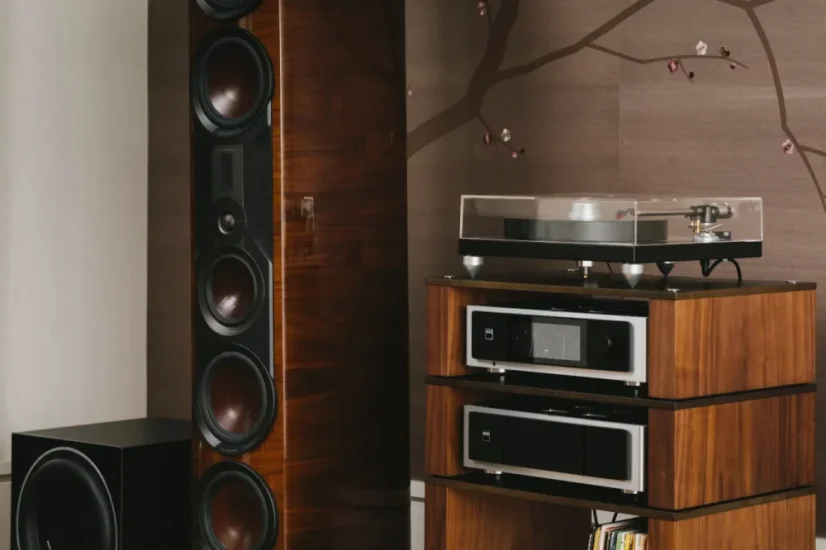 NAD M33 V2
