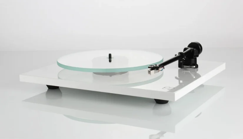 Rega Planar 2 biela