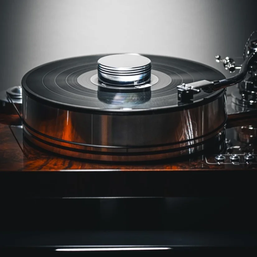 ProJect Record Puck RS Brass Chrome