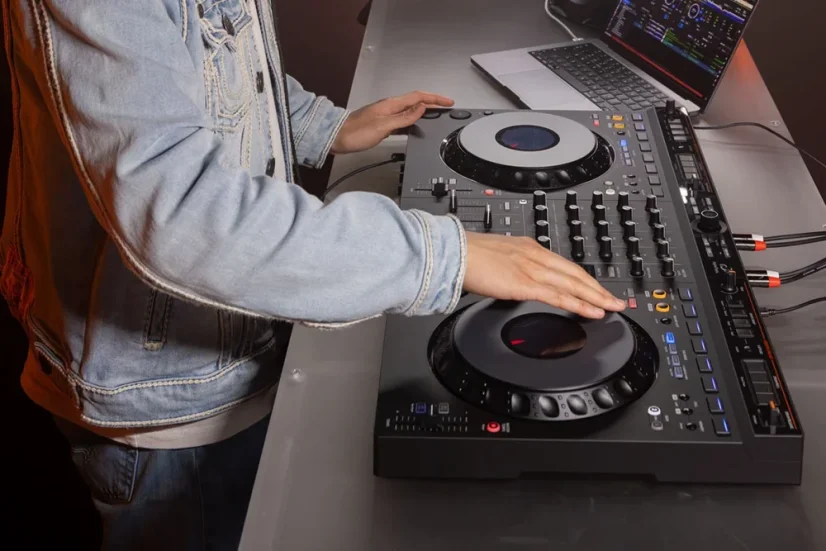 AlphaTheta DDJ-GRV6