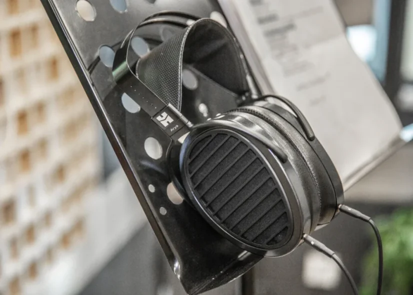 HiFiMAN Arya  (stealth)