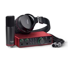 Focusrite Scarlett 2i2 4th Gen Studio Pack