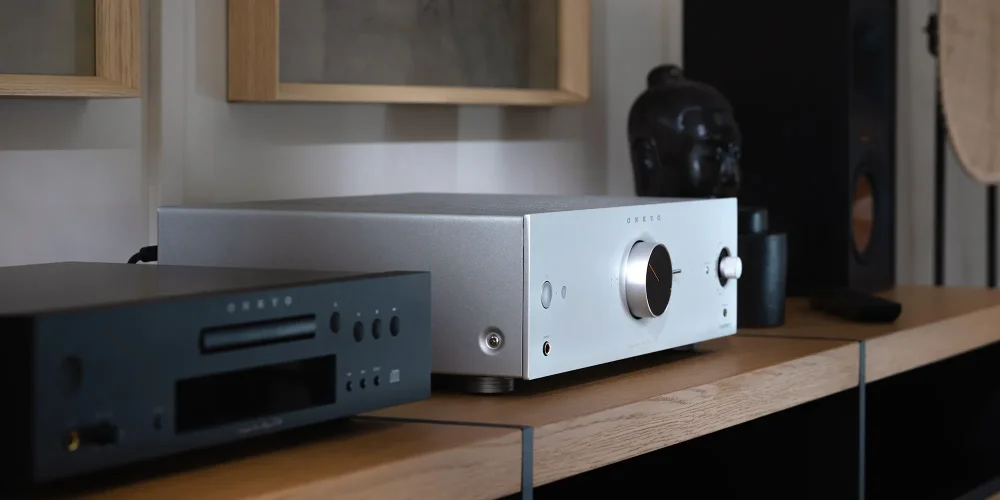 Onkyo A-50 ve stereo sestavě